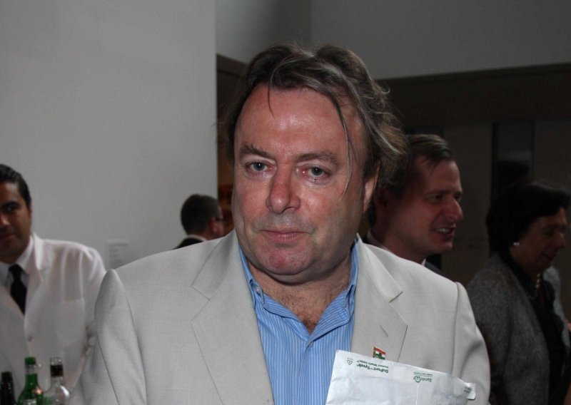 Umro pisac i novinar Christopher Hitchens