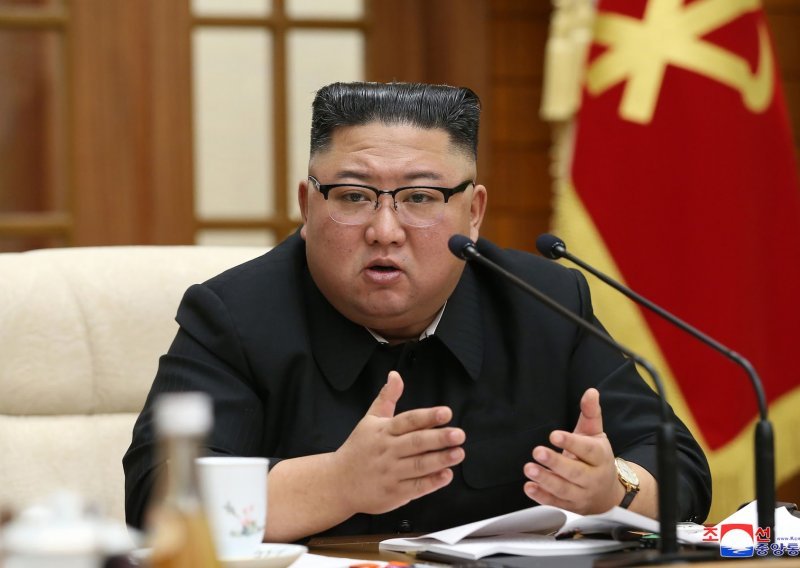 Američki stručnjak: Kim Jong Un i obitelj cijepljeni su protiv koronavirusa
