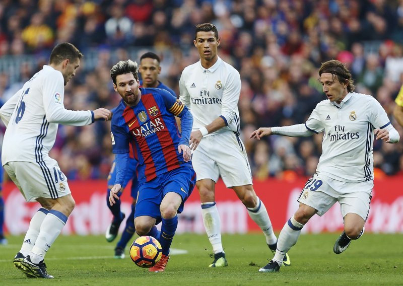 Leo Messi doživio je novi udarac; Cristiano Ronaldo prije njega je dobio prestižnu nagradu koju će 'naslijediti' od Luke Modrića