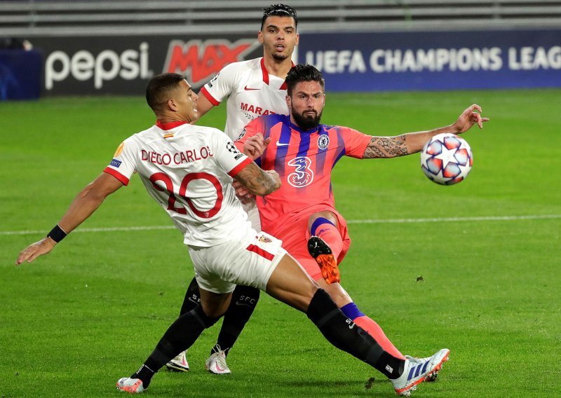 [FOTO] Mateo Kovačić pomogao Francuzu Olivieru Giroudu da uđe u odabrano društvo, u kojem je i naš Dado Pršo