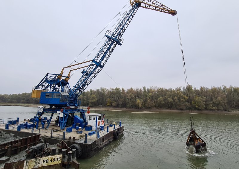 Luka Tranzit Osijek dobila koncesiju za iskop pijeska u Dravi, imaju tri godine za vađenje 490.000 kubika
