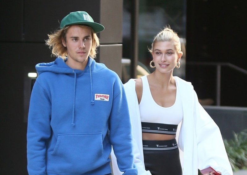 Justin Bieber stao u obranu supruge Hailey: 'Želim podijeliti s čime se mi susrećemo svaki dan'