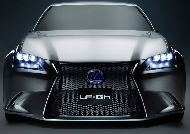 Lexus konceptom LF-Gh trenira žestoki dizajn