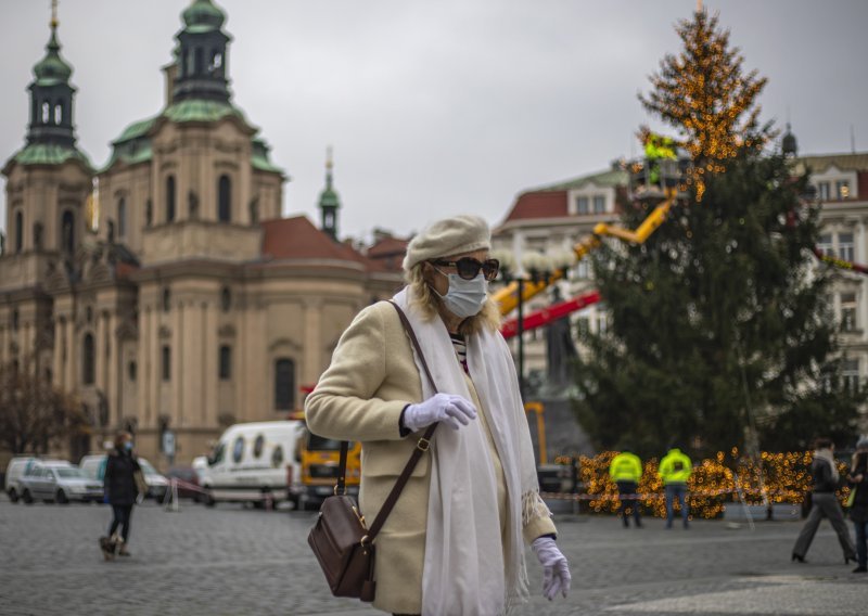 Češki parlament produljio mjere, rekordan broj zaraženih u 24 sata