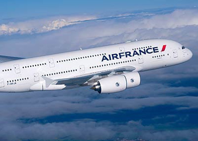 Preusmjerena dva aviona Air Francea na letu iz SAD-a u Pariz