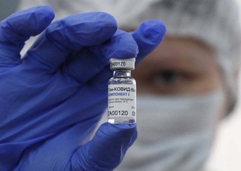 Rusi spremni podijeliti tehnologiju cjepiva Sputnjik V s tvrtkom Sanofi