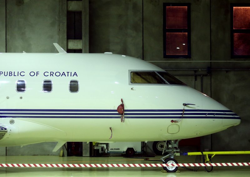 Državnim zrakoplovom iz Dubrovnika u Zagreb prevezena beba u inkubatoru