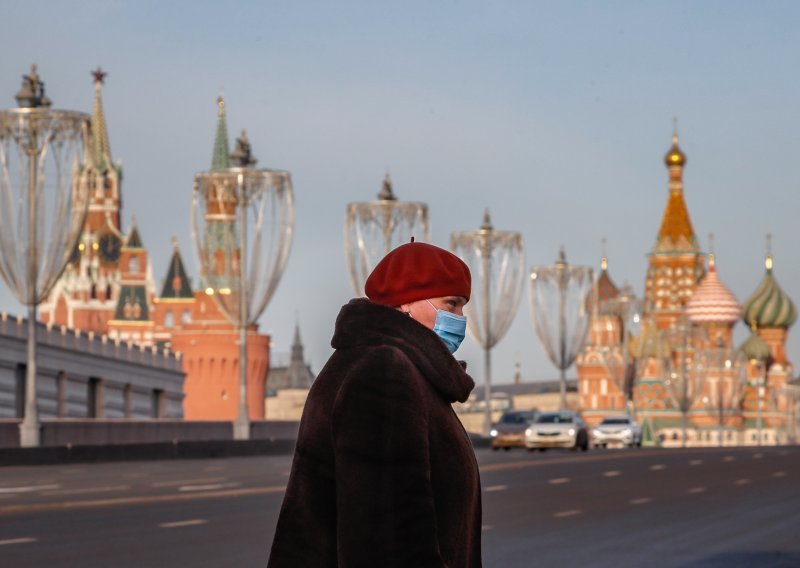 Moskva otvara škole, ali produljuje za još tjedan dana druge mjere protiv covida