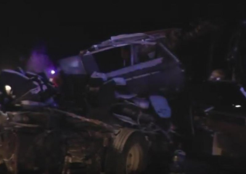 Stravična nesreća na ruskoj autocesti; poginuli mladi gimnastičari