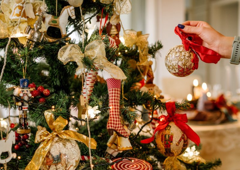Kako tehnologija nadopunjuje tradiciju i olakšava pripreme za Božić?