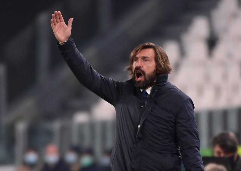 Trener Juventusa Pirlo izgubio živce zbog skupo plaćene zvijezde, a na zanimljiv način dotakao se i Ronalda koji je igrao jako loše, ali…