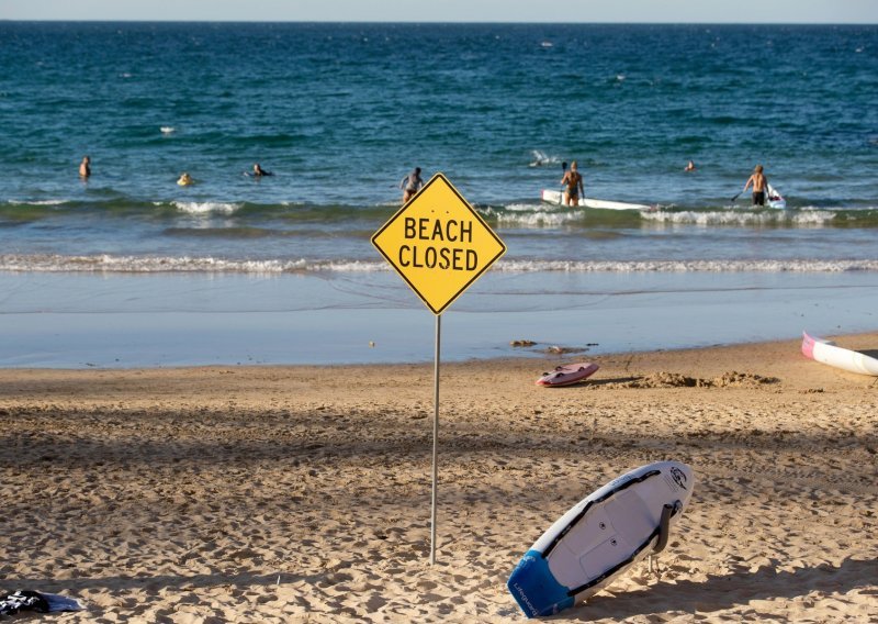 Zbog 28 slučajeva korone s plaža u Sydneyu, australske države uvode ograničenja na granicama