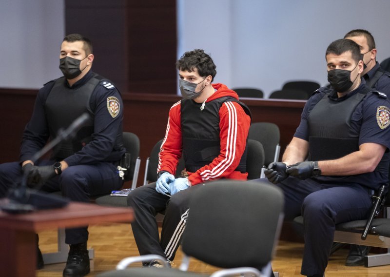 [FOTO] Zavadlav u sudnicu stigao u pancirki; odvjetnik Šerić: Ne mogu reći zašto. Nije bilo nikakve dojave