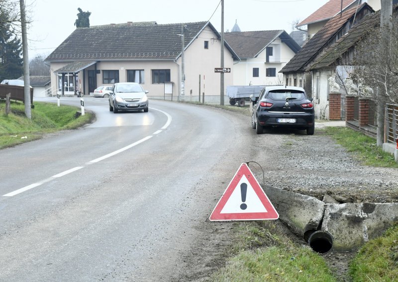 Mladić poginuo nakon što je sletio u kanal i udario u betonski most