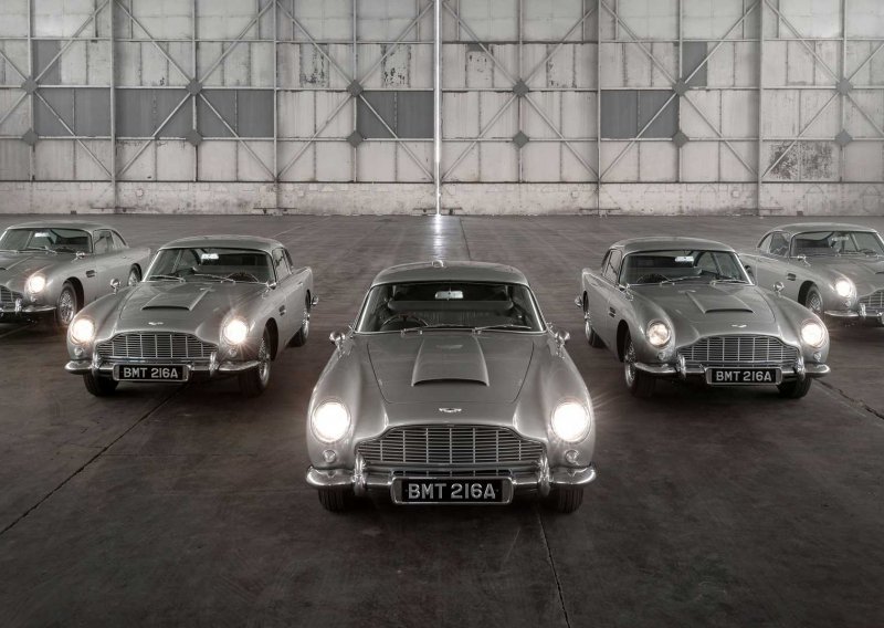 [FOTO/VIDEO] Znate li što je bolje od jednog Aston Martin DB5 Goldfingera? Pa njih pet!