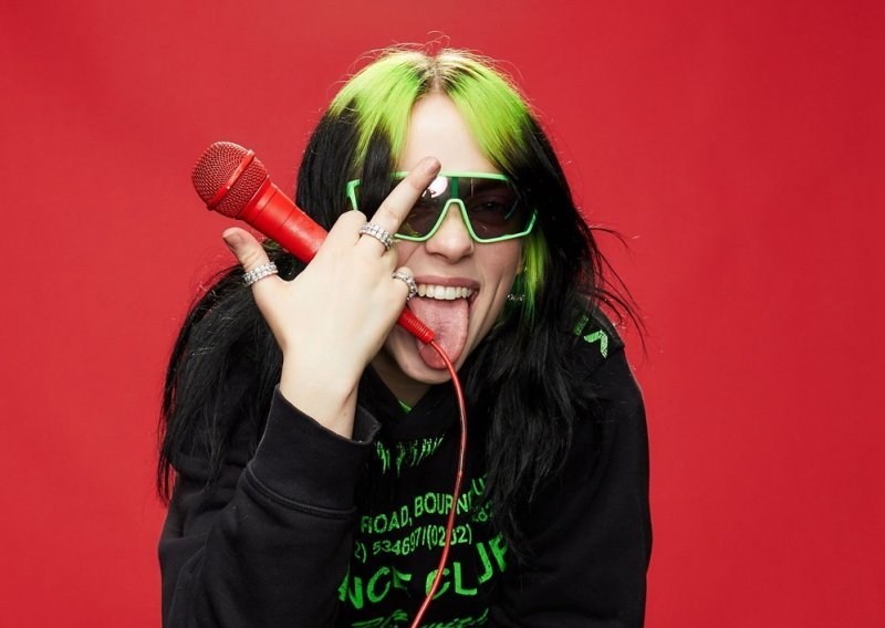 Dosta joj je ismijavanja: Billie Eilish zbog svoje je frizure zaprijetila obožavateljima