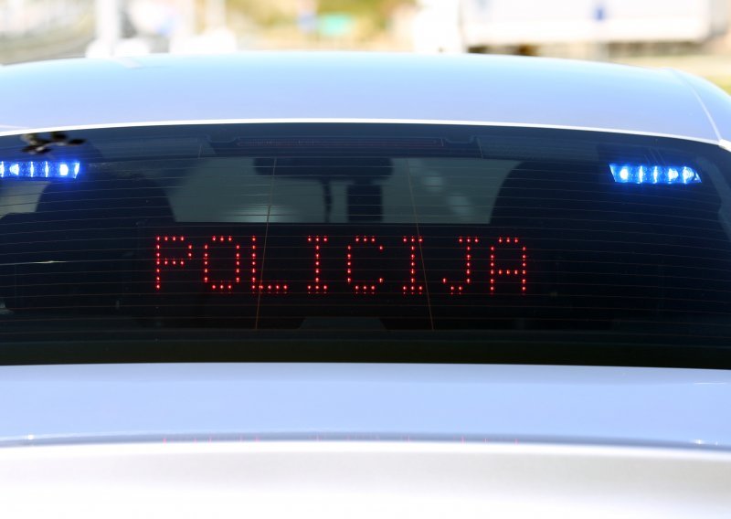 Policijski presretači na autocesti A3 ulovili dvojicu stranaca koji su potegnuli nevjerojatnih 200 km/h