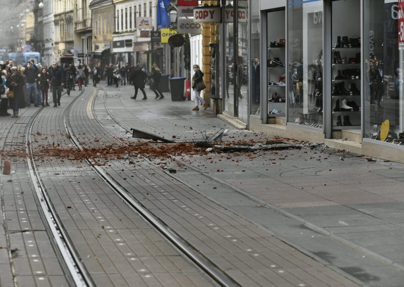 [FOTO/VIDEO] Dijelovi Zagreba bez struje, HEP poručuje: Isključite trošila. Zbog nestanka struje velika gužva i na prometnicama