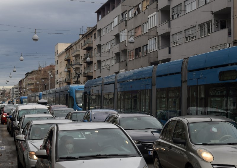 ZET smanjuje broj tramvajskih i autobusnih linija. Objasnili su i zašto