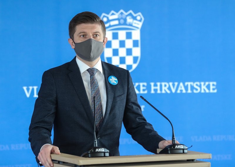 Marić najavio 120 milijuna kuna pomoći odmah, građanima poručio: Pojavili su se i lažni računi, molim vas uplaćujte putem službenih kanala