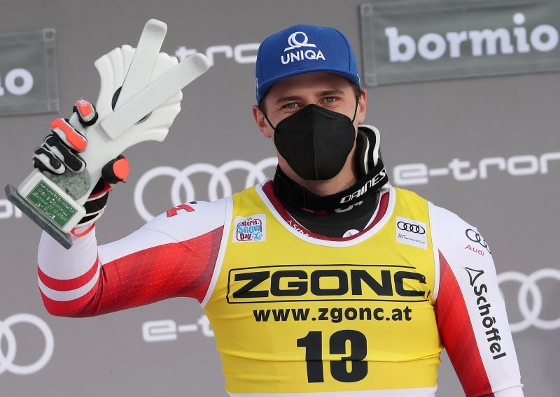 Dvostruki olimpijski pobjednik Austrijanac Matthias Mayer pobjednik je spusta u Bormiju; smjena na vrhu ukupnog poretka