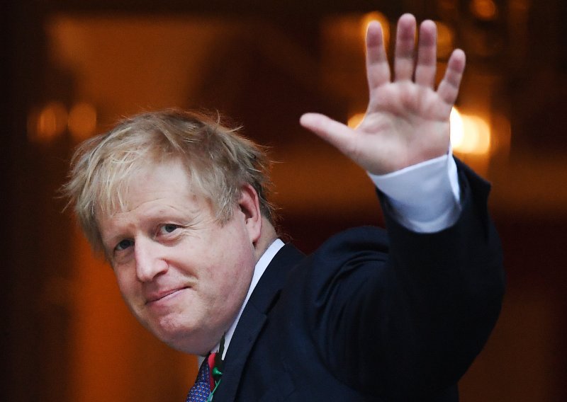 Boris Johnson želi 'nepovratno, ali oprezno' popuštanje mjera