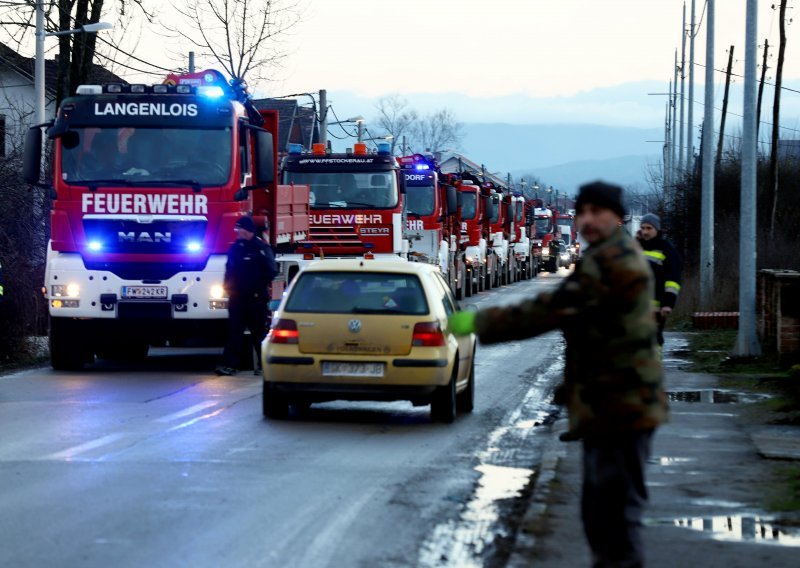 Njemački vatrogasci šalju 90 tona opreme i namirnica