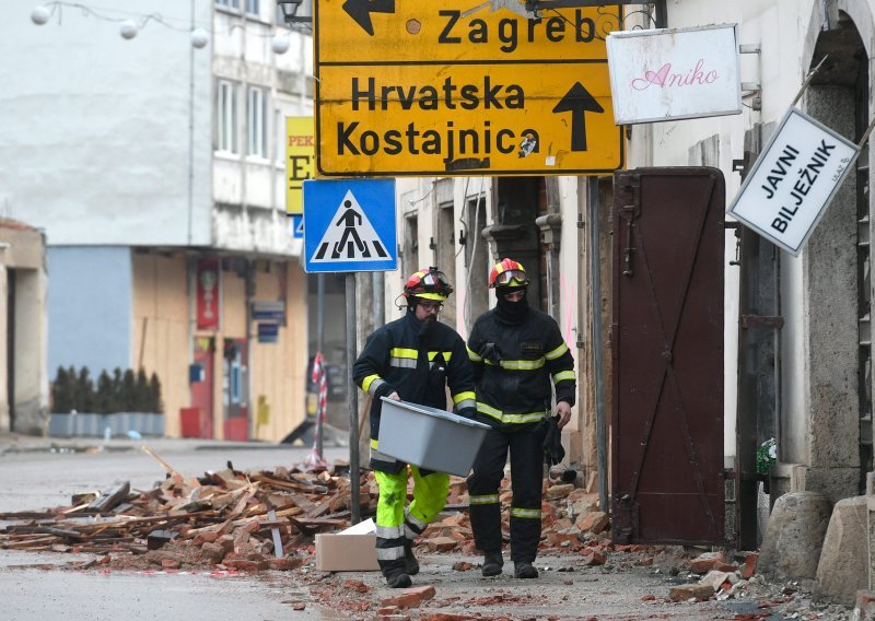 SDP u proceduru uputio prijedlog izmjena Zakona o obnovi čija je namjera obuhvatiti u potresom pogođeno područje Sisačko-moslovačke županije