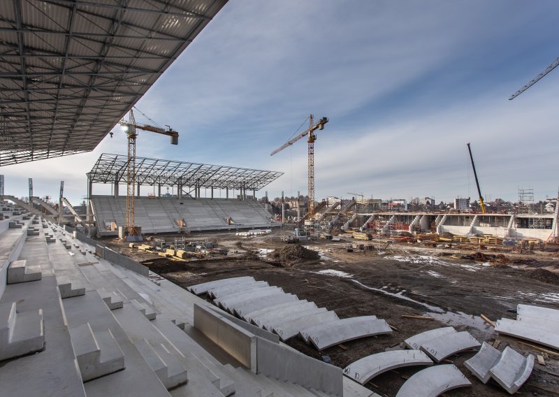 [VIDEO/FOTO] Gradnja najljepše nogometne arene u Hrvatskoj ide punom parom; pogledajte novi video i fotografije s Pampasa