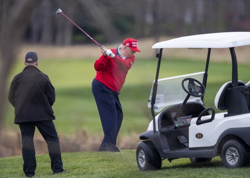 Sturgeon poslala upozorenje: Trumpu nećemo dozvoliti da na golfu u Škotskoj izbjegne Bidenovu inauguraciju