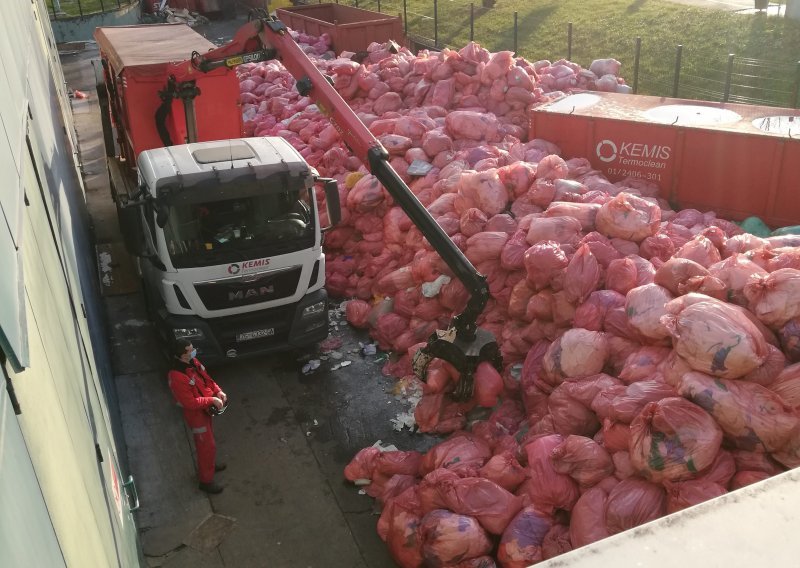 [FOTO] Biološke bombe u blizini hrvatskih covid-bolnica: Tone infektivnog otpada prijete okolišu