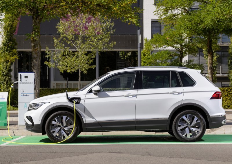 [FOTO/VIDEO] Novi VW Tiguan eHybrid je stigao; najprodavaniji VW-ov SUV model sada i kao plug-in hibridni model