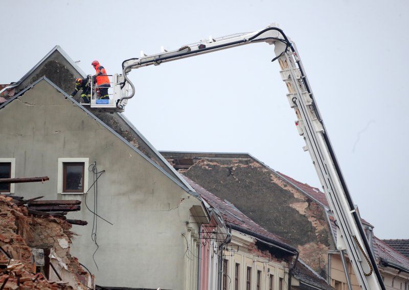 Udruga poslodavaca razminiranja donirala je više od 450.000 kuna u novcu, kućicama i građevinskom materijalu