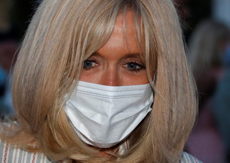 Brigitte Macron preboljela koronavirus za vrijeme božićnih blagdana; nije patila od ozbiljnih simptoma