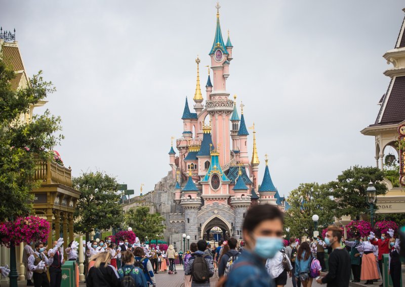 Disneyland postaje centar za cijepljenje protiv koronavirusa