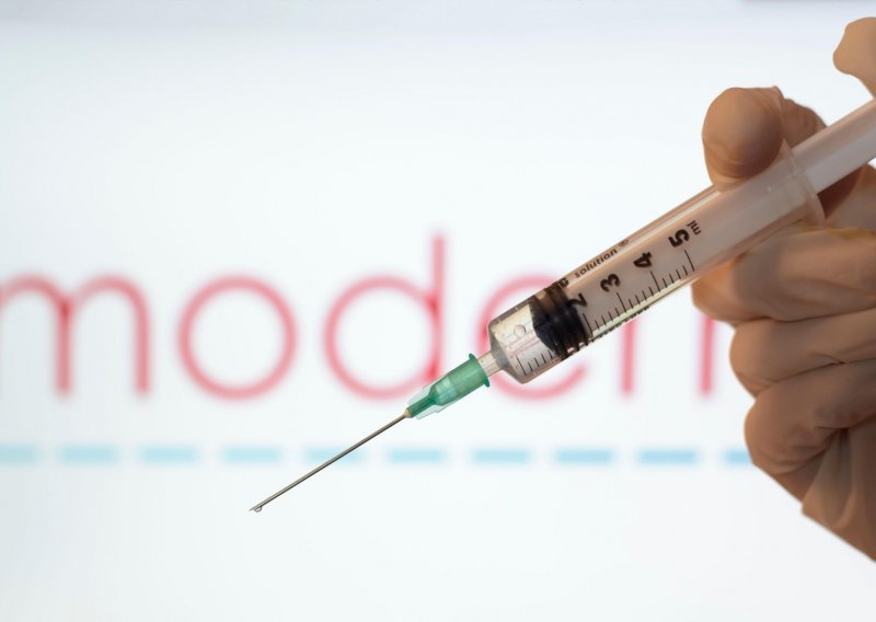 Europska komisija odobrila nabavu dodatnih 300 milijuna doza cjepiva Moderne