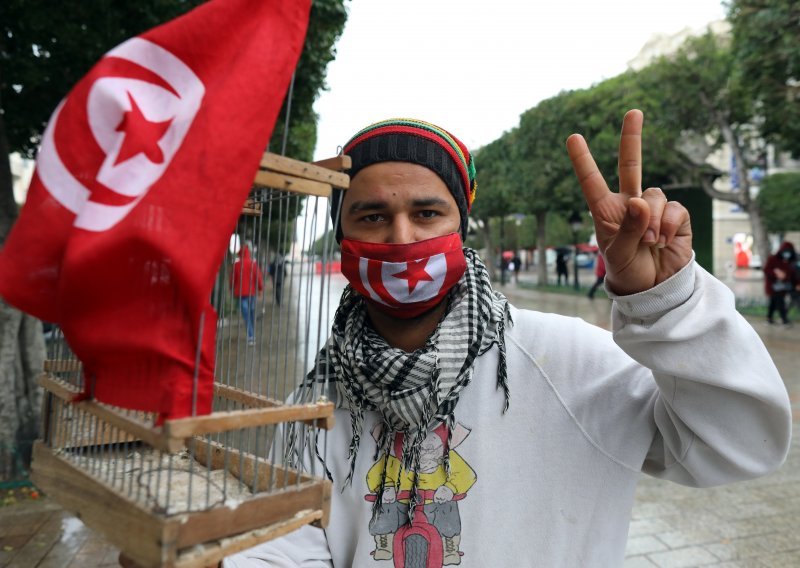 Tunis obilježava 10. godišnjicu revolucija