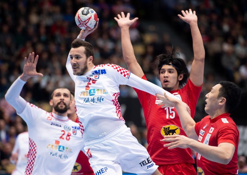 Prije 30 godina hrvatski su rukometaši odigrali prvi međunarodni susret u povijesti; Šola, Puc, Gudelj, Tomljanović i društvo tada nisu uspjeli dobiti Japance