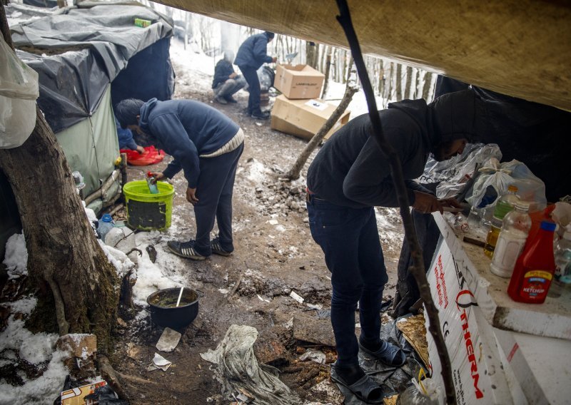 Human Rights Watch traži hitno rješavanje migrantske krize u BiH