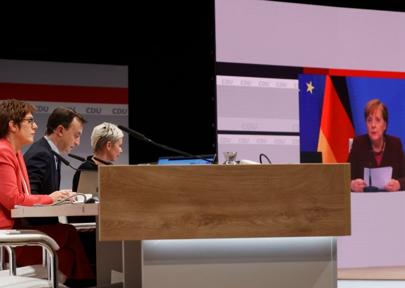 Krenula videokonvencija CDU-a na kojoj se bira nasljednik Angele Merkel