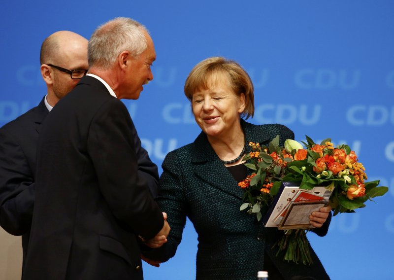 Angela Merkel osvojila osmi mandat na čelu CDU-a