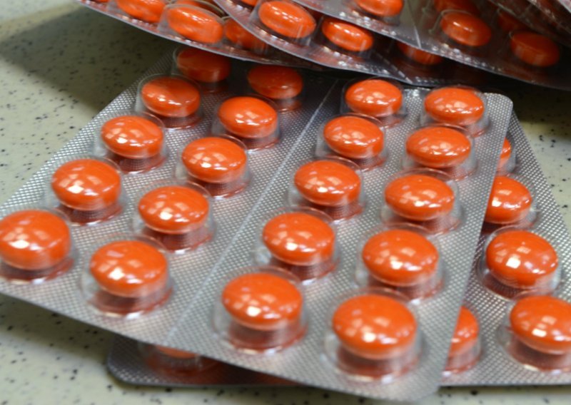 Dug države veledrogerijama narastao na 6,1 milijardu kuna; od 1. ožujka kreću uvjetovane isporuke lijekova