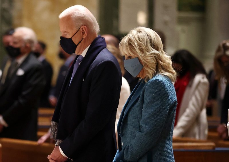 Stajling o kojem sad svi govore: Jill Biden ispunila očekivanja i pokazala veću hrabrost po pitanju modnih odabira od Melanije