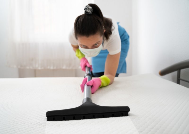 Kad ste zadnji put temeljito očistili svoj krevet? Evo kako to učiniti