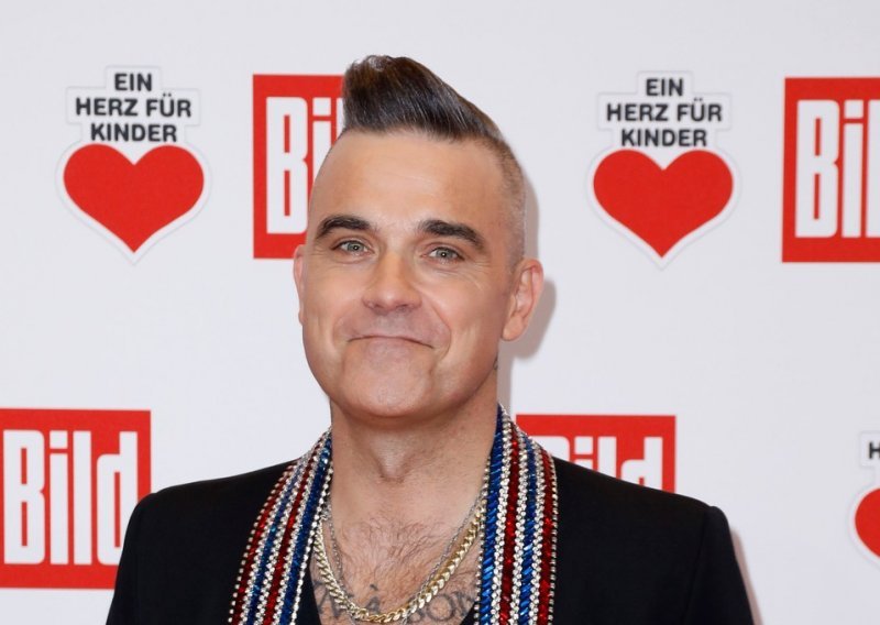 Robbie Williams pozitivan na Covid, ne osjeća se dobro