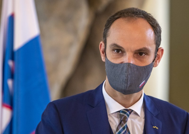 Slovenski šef diplomacije u Petrinji: Uvijek ćemo pomoći susjedu u nevolji