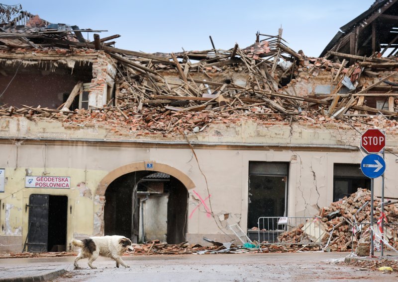 Mjesec dana nakon potresa: Zasad neuporabljiv 7771 objekt