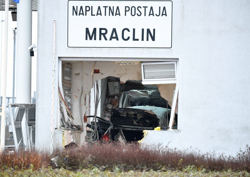 Novi detalji nesreće u Mraclinu: Vatrogasci rezali sjedalo kako bi izvukli vozača BMW-a, otkriveno i koliko je promila u krvi imao