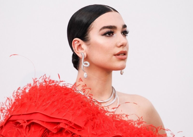 Dua Lipa progovorila o filmskom hitu Jasmile Žbanić: 'Priča o Srebrenici me uspjela rasplakati'