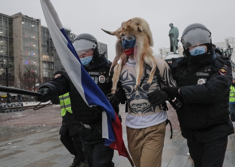 U Rusiji više od 3400 uhićenih nakon najvećih prosvjeda protiv Putinove vlasti